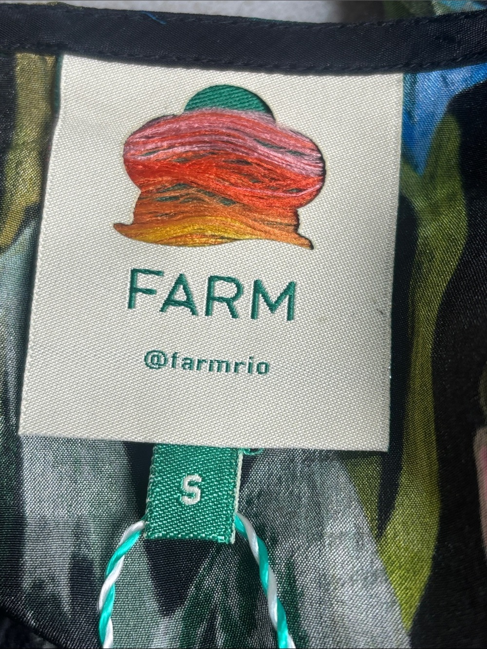 Farm Rio Midnight Macaw Fiesta Black Blouse - Picture 6 of 10